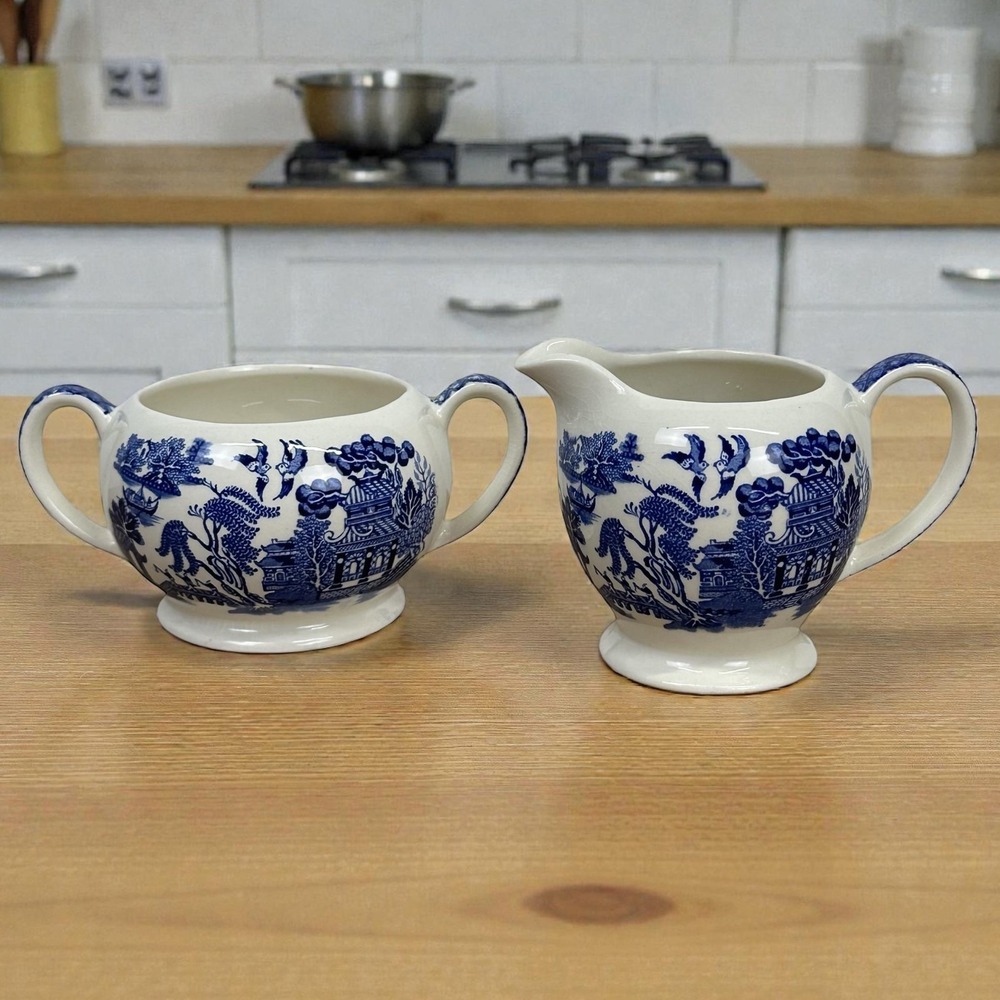 Antique Sadler Blue Willow Creamer Open Sugar Bowl Set‎ Blue White England